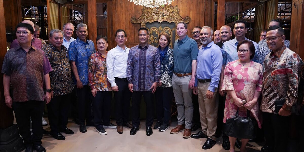 DSC09450-ezgif.com-resize (1)