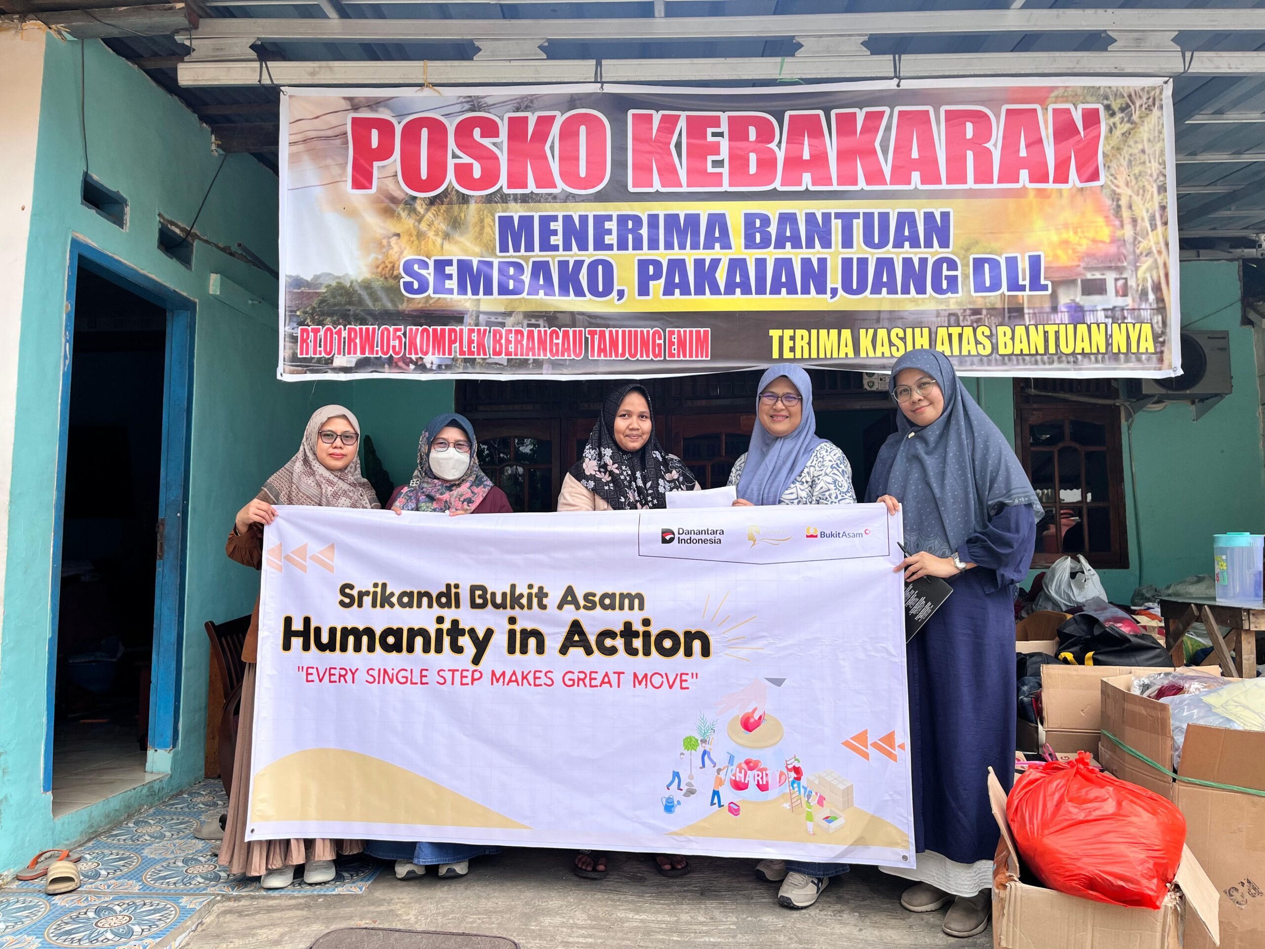 Bantuan-Kebakaran-Srikandi-Bukit-Asam-3.jpg