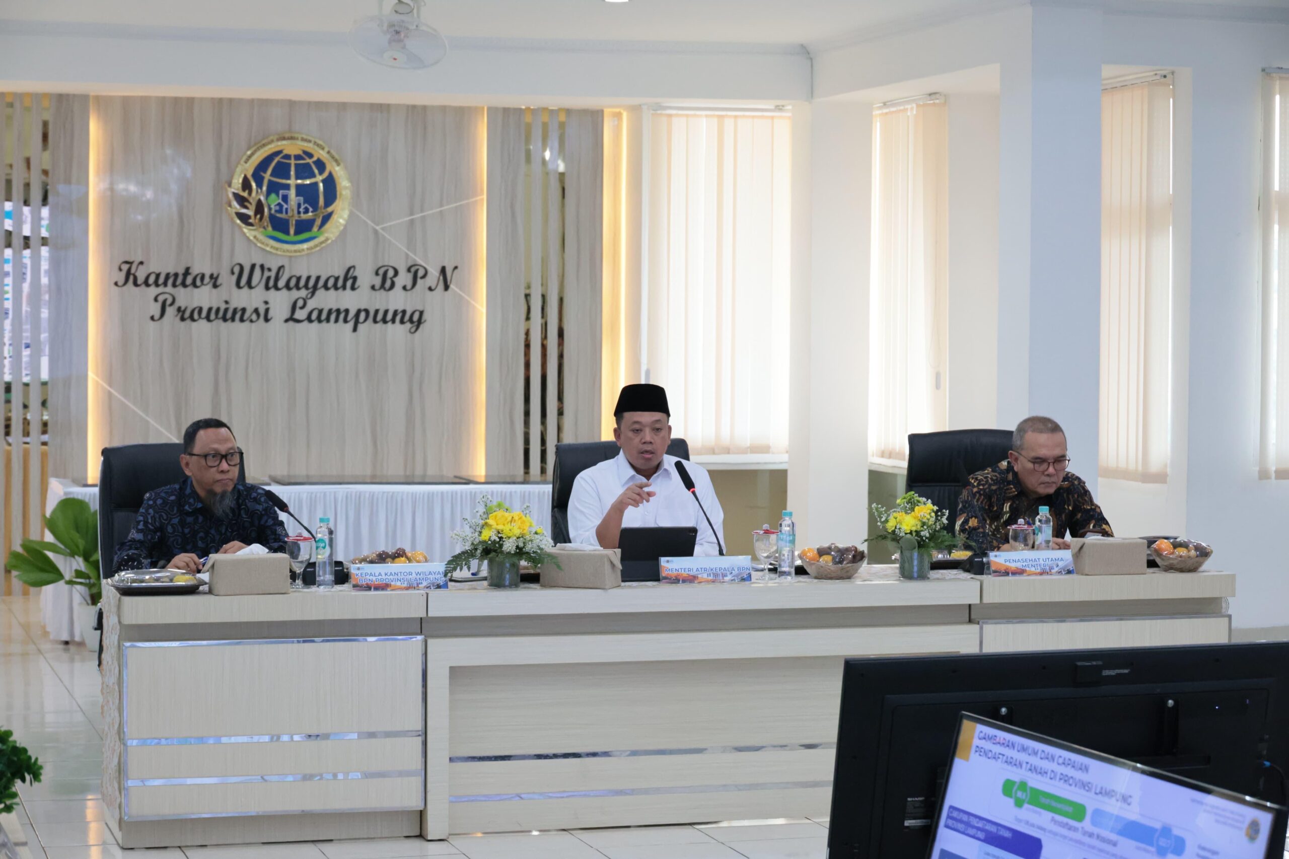 c7996732-d2f7-4b8c-bf29-7f1185c55b42