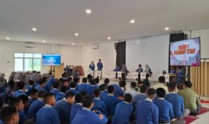 Penyampaian Visi Misi peserta pemilihan OSIS SMP Bukit Asam Tanjung Enim./red